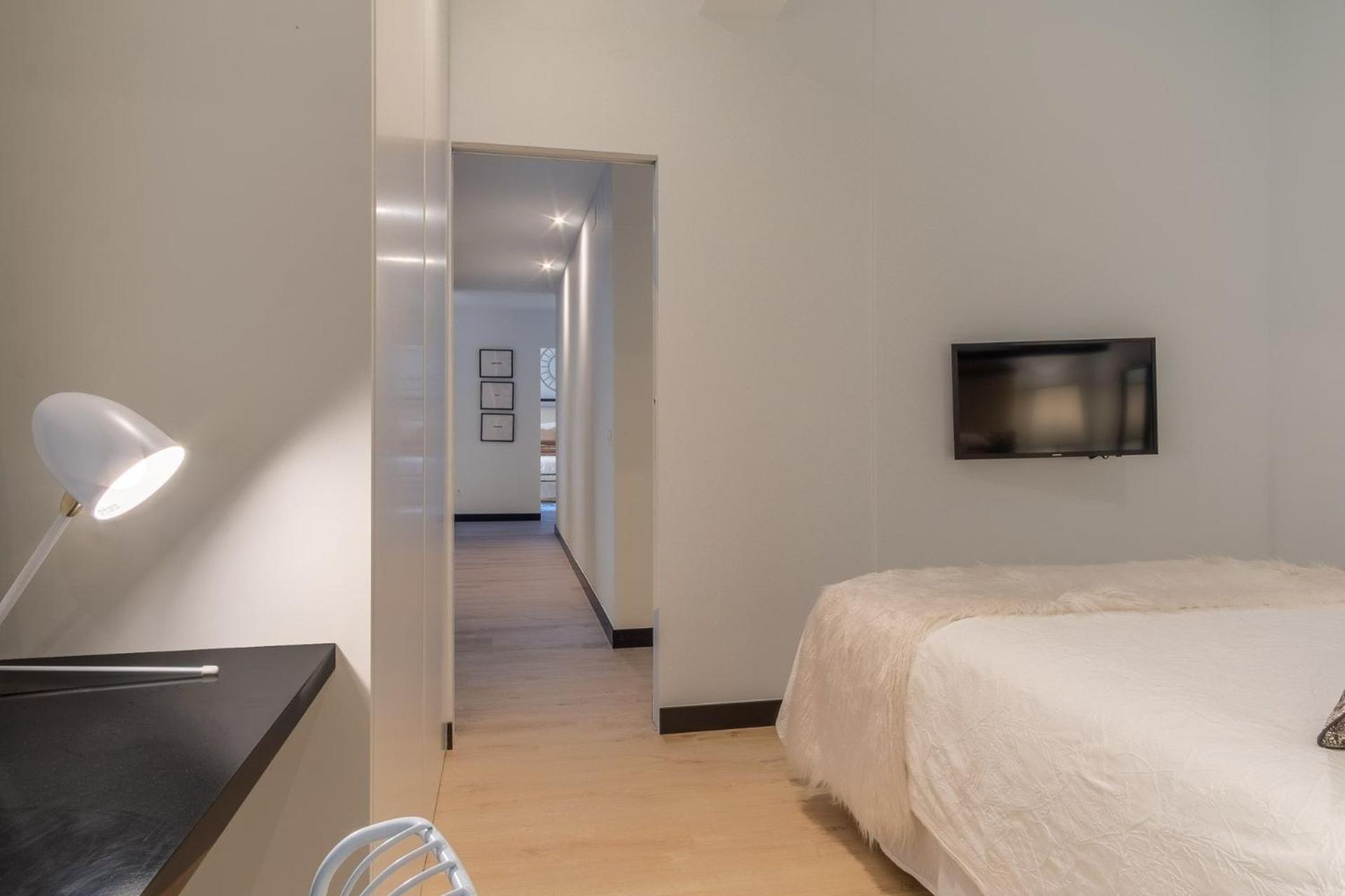 Gran Via Premium II Apartment มาดริด ภายนอก รูปภาพ